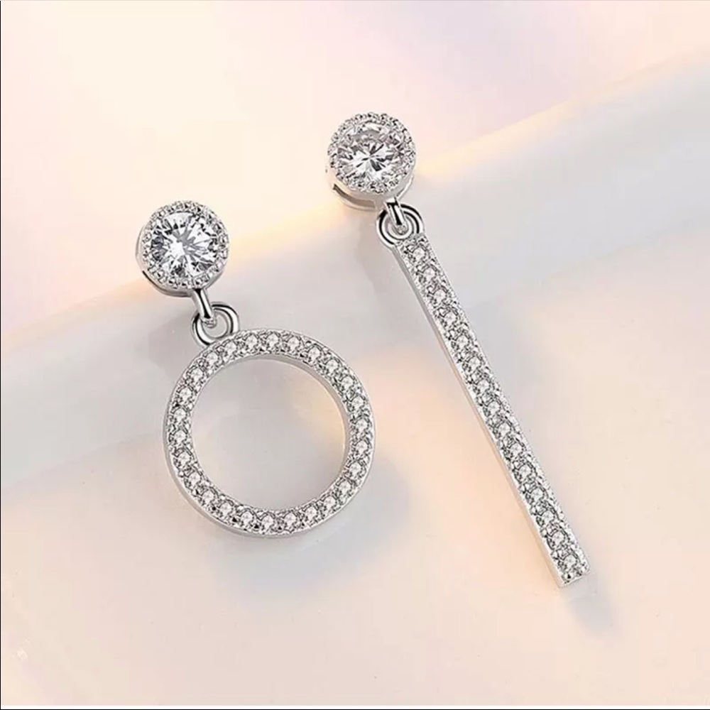 🌟 Silver Asymmetrical Circle Bar Stud Earrings CZ